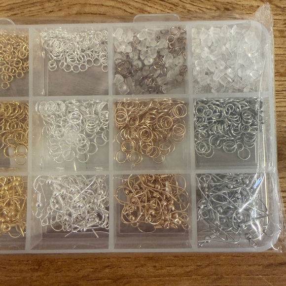 Assorted Jewelry Making Kit - Picture 3 of 5